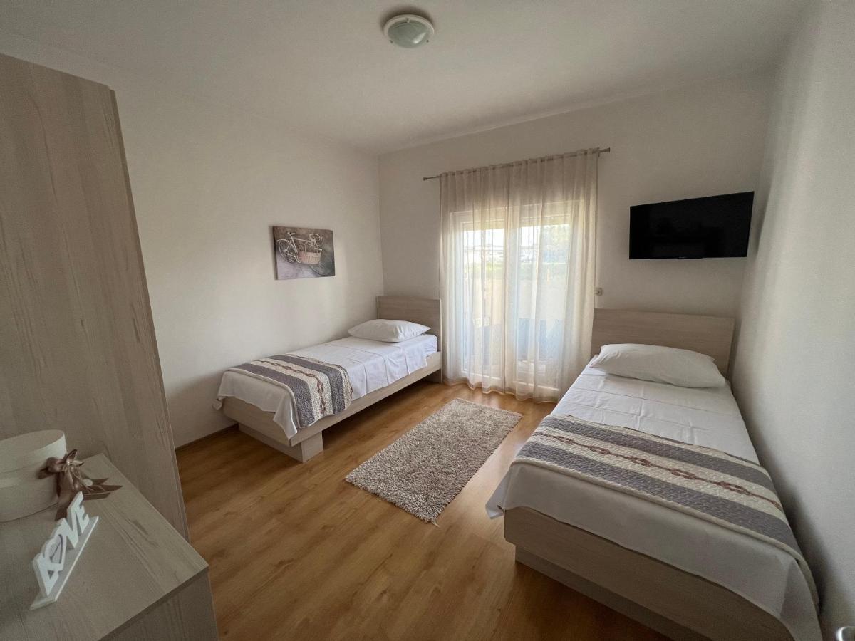 Apartman Burcul Sukošan Exterior foto