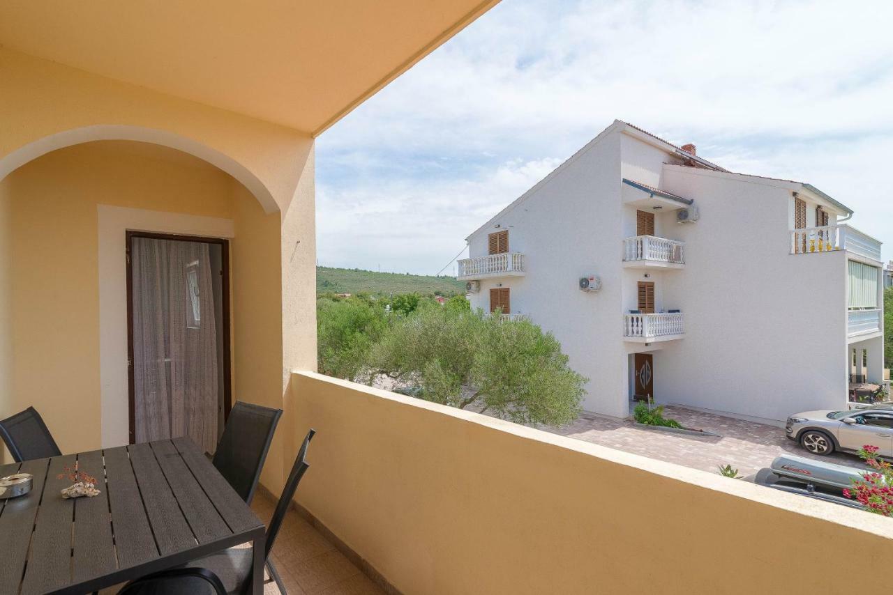 Apartman Burcul Sukošan Exterior foto