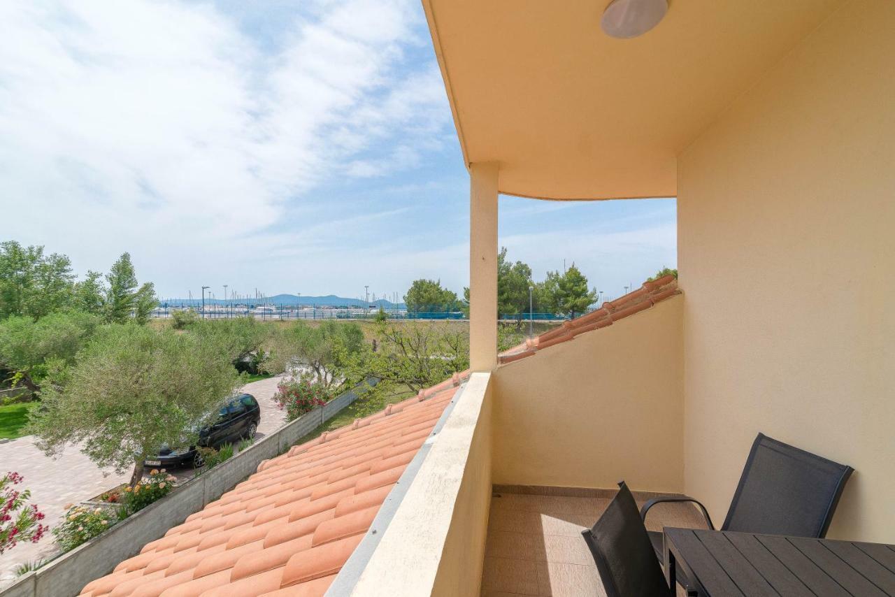 Apartman Burcul Sukošan Exterior foto